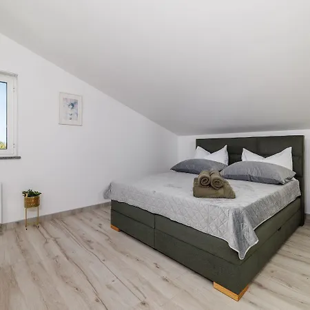 Apartamento Helles Mit Atemberaubenden Meerblick Bis Zur Insel Krk Crikvenica