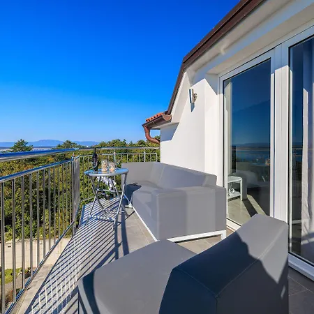 Helles Mit Atemberaubenden Meerblick Bis Zur Insel Krk Apartment Crikvenica