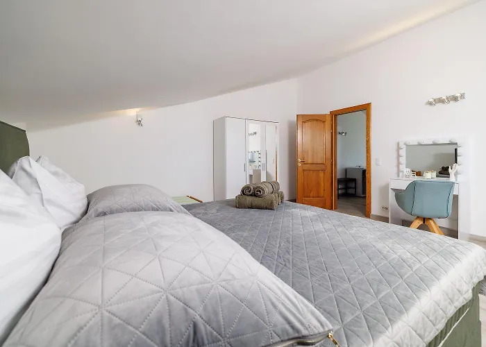 Apartment Helles Mit Atemberaubenden Meerblick Bis Zur Insel Krk Crikvenica