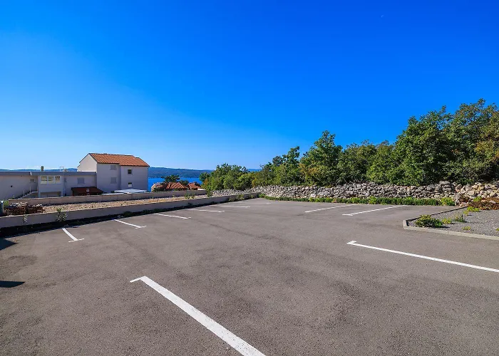 Daire Helles Mit Atemberaubenden Meerblick Bis Zur Insel Krk Crikvenica